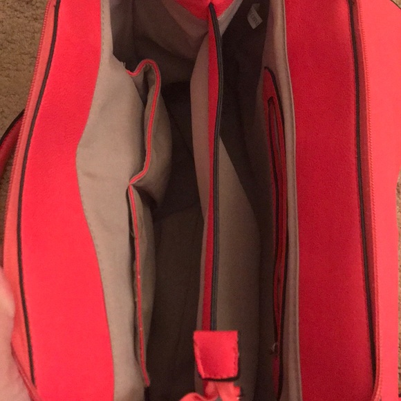 Purse - Picture 4 of 4